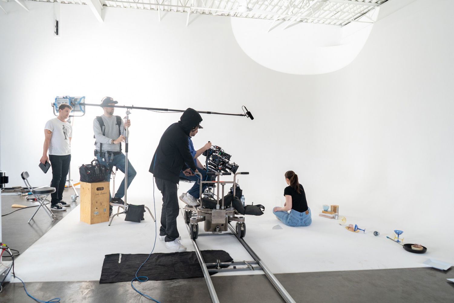 NIHIL white film set